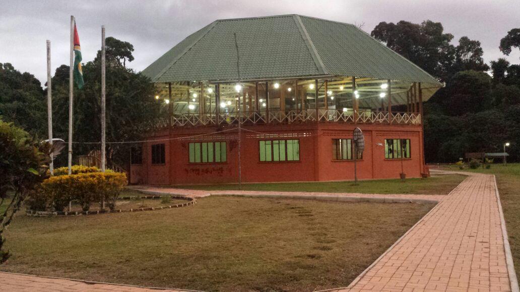 Iwokrama River Lodge Makari Exterior foto