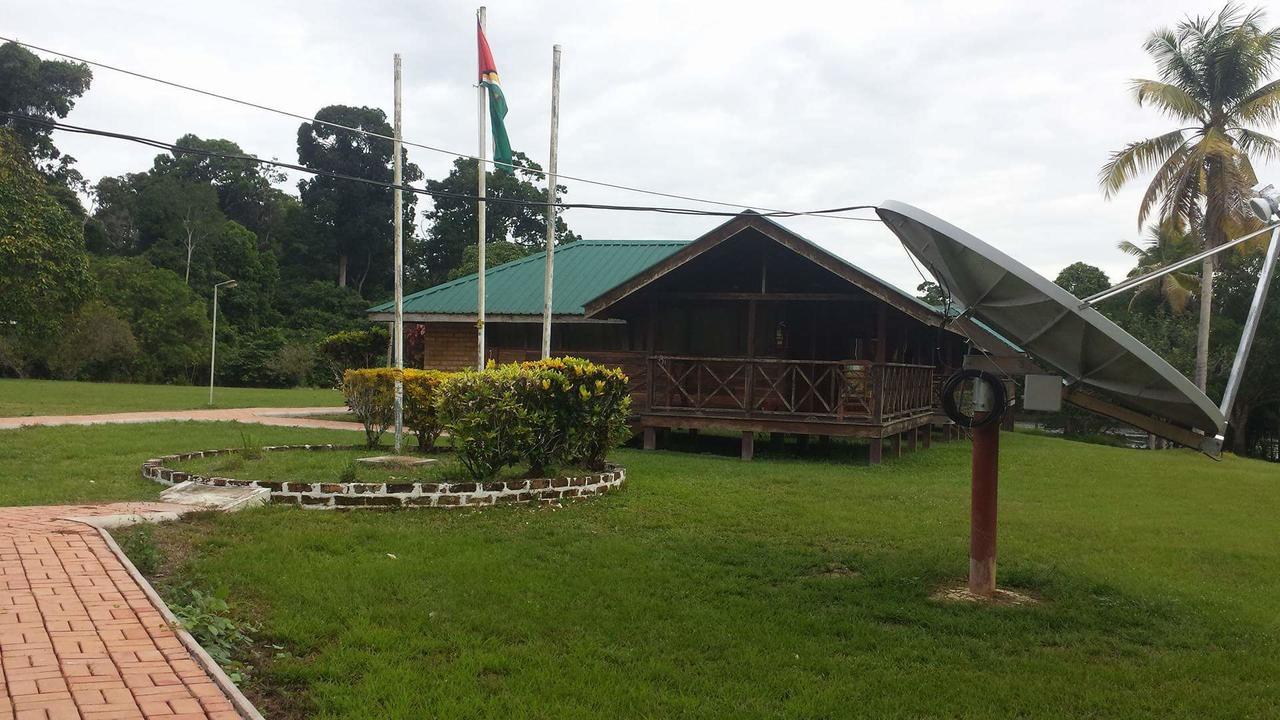 Iwokrama River Lodge Makari Exterior foto